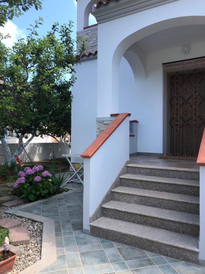 Appartamento In Villa Andreina Orosei Exterior photo