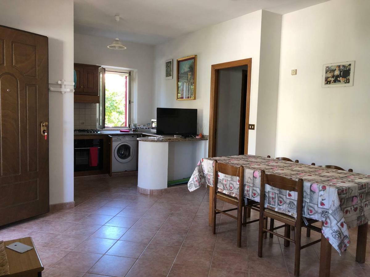 Appartamento In Villa Andreina Orosei Exterior photo