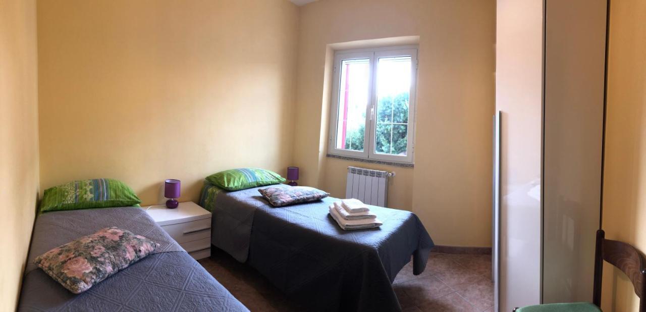 Appartamento In Villa Andreina Orosei Exterior photo